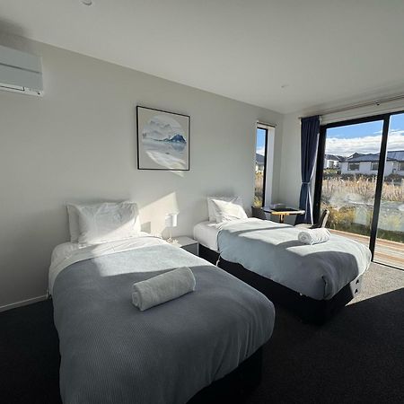 Luminous Tekapo Hotel Lake Tekapo Exterior photo