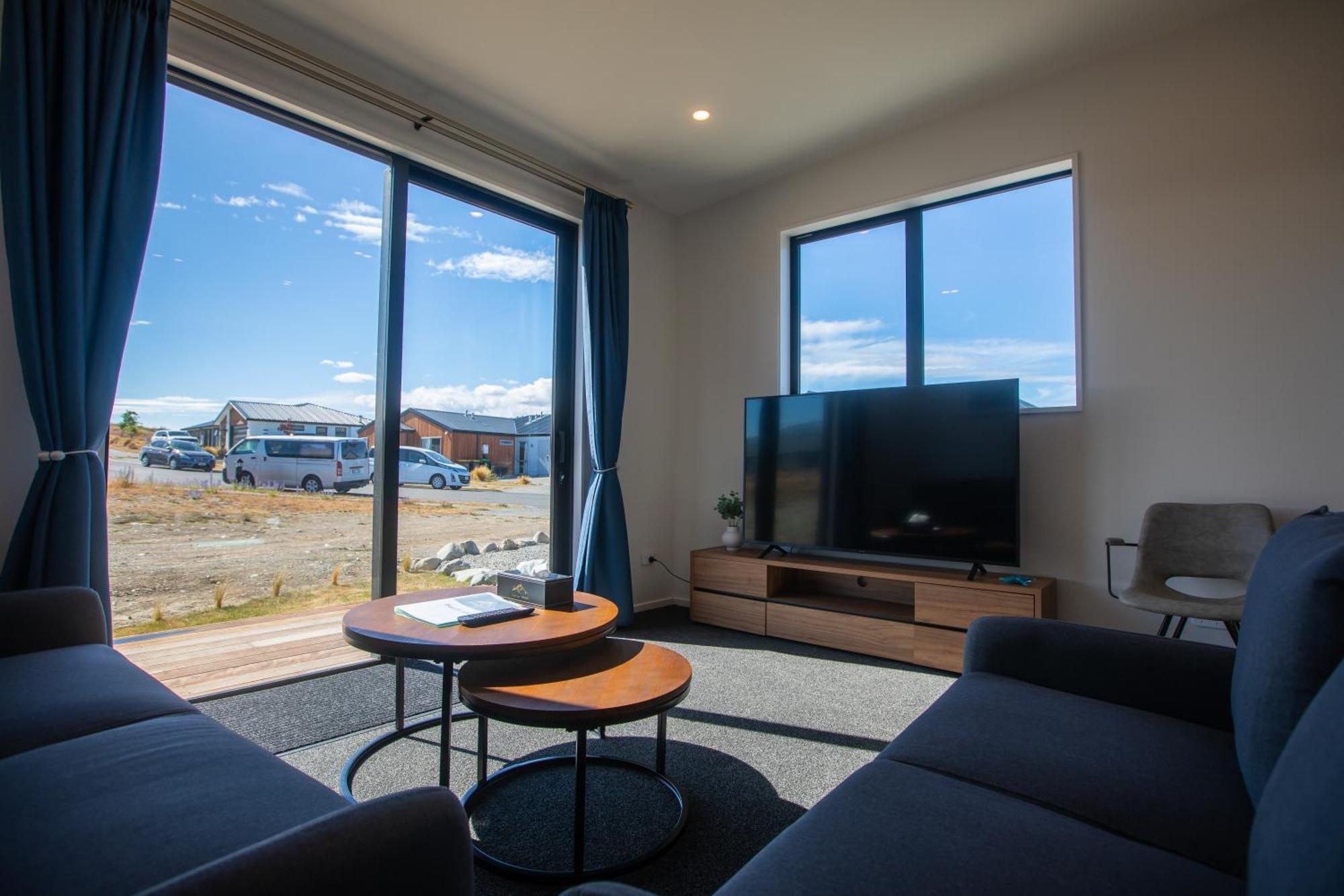 Luminous Tekapo Hotel Lake Tekapo Exterior photo